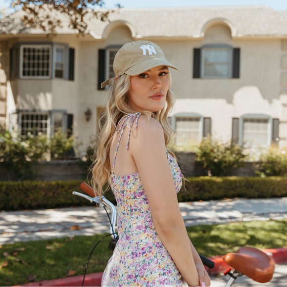 Floral mini dress - Picture 9 of 10